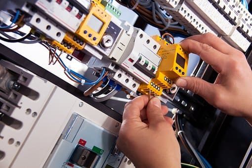 FP Equipos e Instalaciones Electrotécnicas